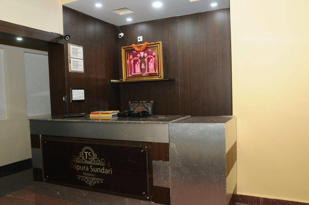 Tripura Sundari Residency Hotel Madanapalle Eksteriør billede