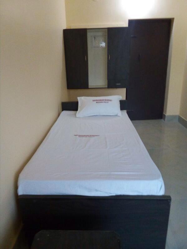 Tripura Sundari Residency Hotel Madanapalle Eksteriør billede